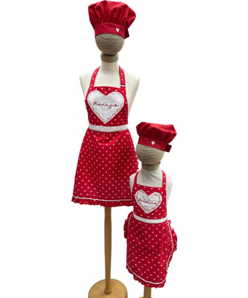 vesta-casa-komplet-kecelje-mommy-and-me-crvena-bela-srca-01