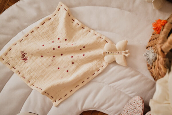 Mazilica “Dora love“