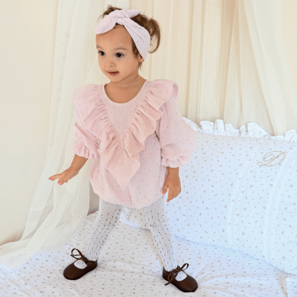 Bebi bodić „Exclusive“ ručno rađen od najkvalitetnijeg pamuka (Light Pink Gold Dots)