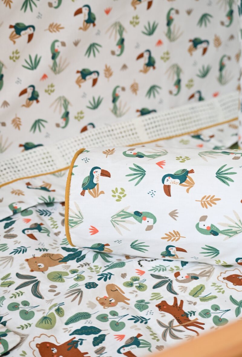 posteljina-bebi-prirodne-tkanine-decak-devojcica-jungle-valjak