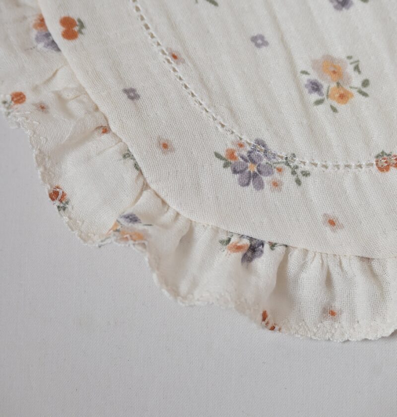 Portikla-beba-cetici-vesta-kids-detalja2