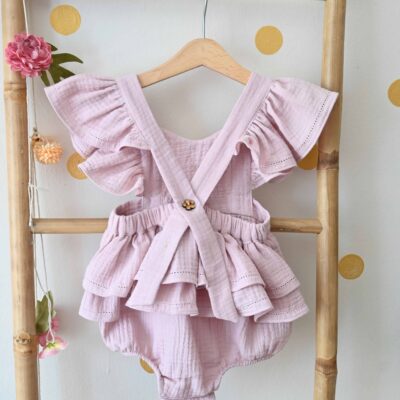 bebi-bodic-romper-pure-cotton-lila-pozadi2