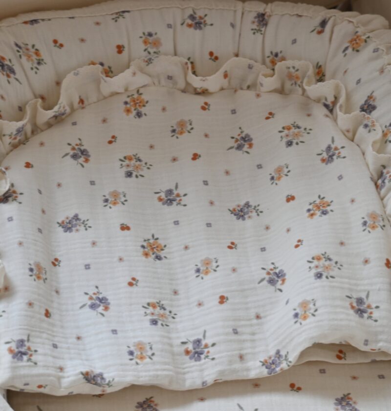 bebi-gnezdo-cvetici-vesta-kids-jastučnica