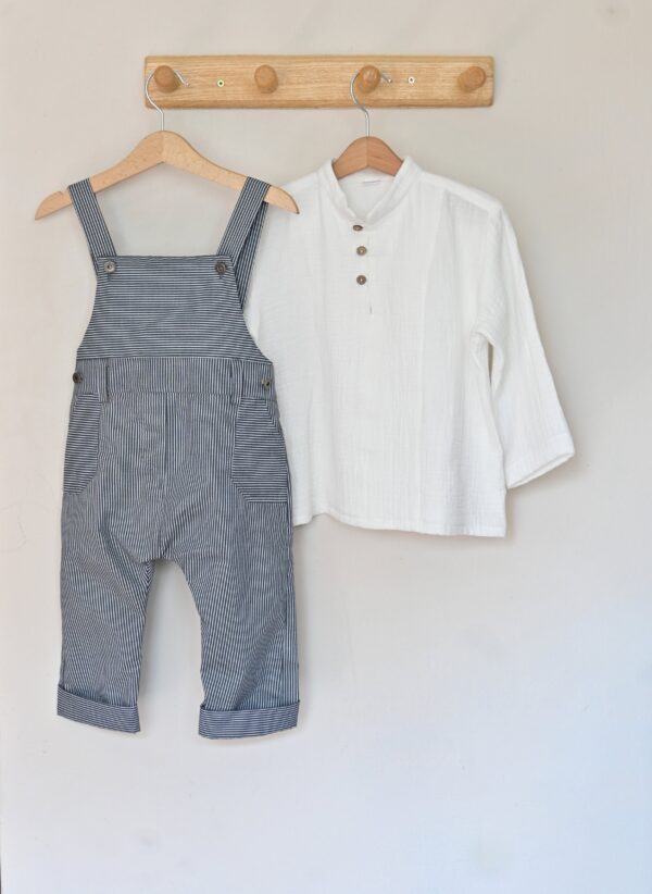 Dečije pantalone na tregere za dečake