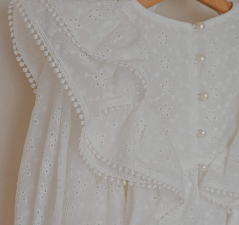 haljinica-od-pamucne-cipke-princess-zadnjideo