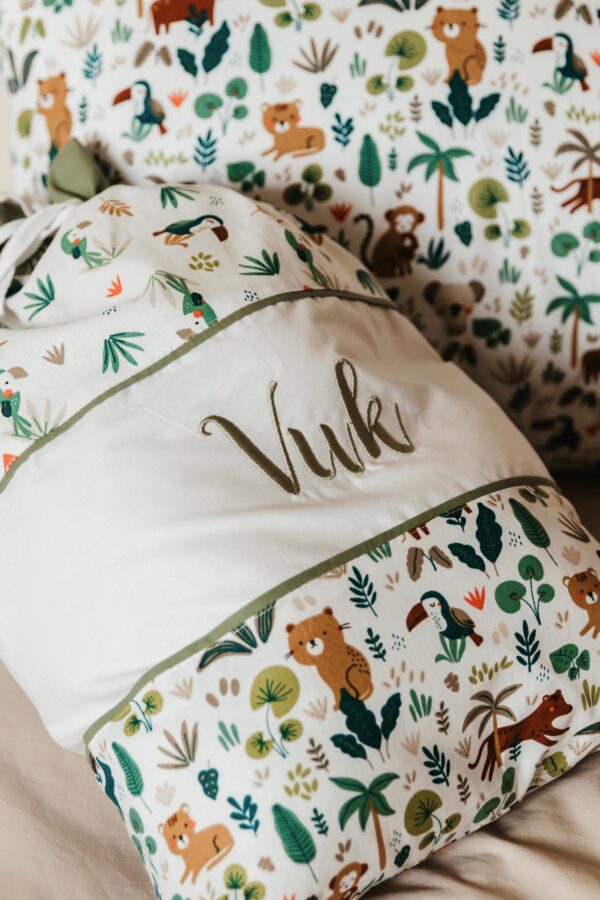 Set Jastučnica i vrećica sa vezom imena "Jungle"-Personalizovani poklon za vrtić