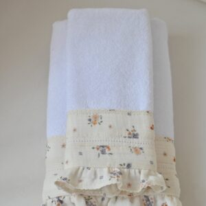 Peškir sa vezom imena “Cvetići“