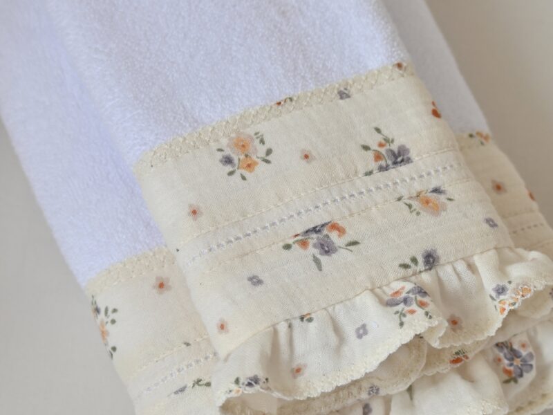 set-pamucnih-peskira-sa-detaljima-muslina-cvetici-set2