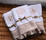 Set peškira mali i veliki "Monogram"