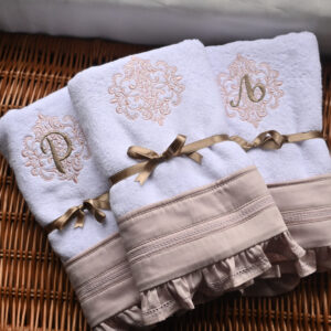 Set peškira mali i veliki "Monogram"