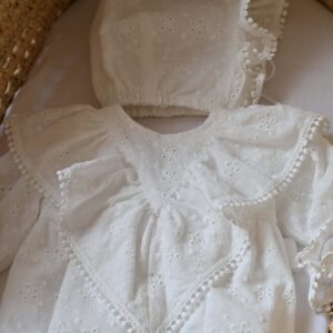 set-za-iznosenje-bebe-premium-pamuk-bela-cipka-napred